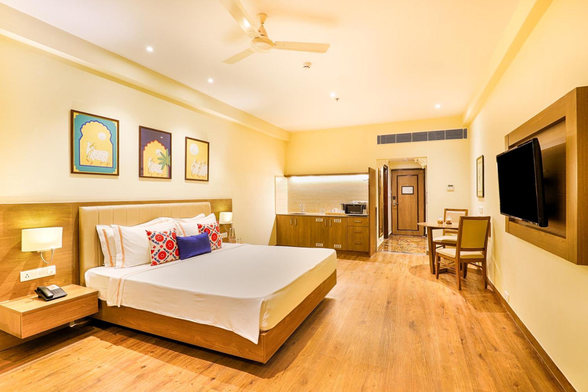 Club Mahindra Udaipur Hotel Buitenkant foto